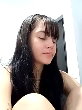 sara cute so online show from March 9, 2026, 6:28 am