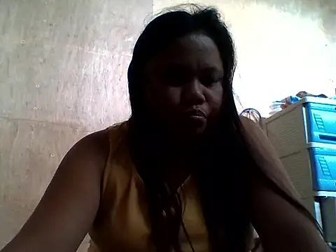 Snapshot of sweetlyn31 chatting on April 27, 2026, 2:31 am sweetlyn31 online show from April 27, 2026, 2:31 am