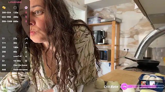 Snapshot of Lyanka_Sweet chatting on June 1, 2026, 9:53 am Lyanka Sweet online show from June 1, 2026, 9:53 am