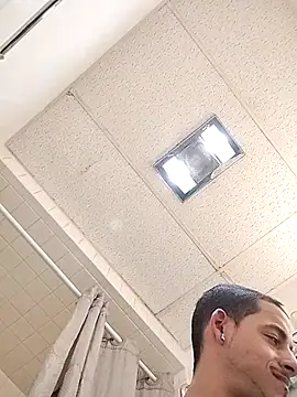 momo0208 online show from March 10, 2026, 3:43 am