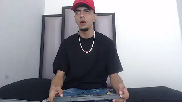 Endrick-23 online show from April 1, 2026, 3:41 am