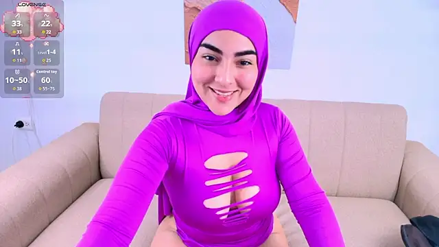 Malika Noor online show from March 18, 2026, 2:41 pm