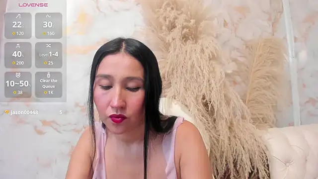 Snapshot of Annipetite_ chatting on July 1, 2026, 9:15 pm Annipetite online show from July 1, 2026, 9:15 pm