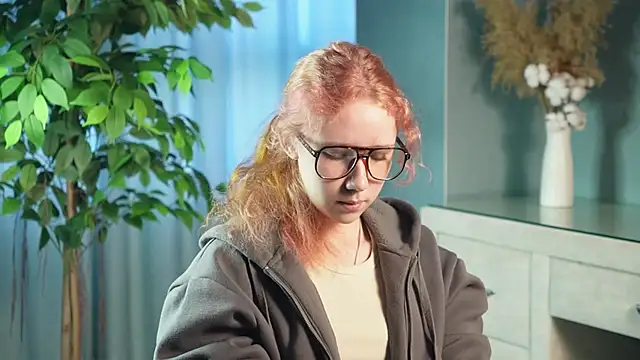 Snapshot of AmalElway chatting on February 25, 2026, 9:09 am AmalElway online show from February 25, 2026, 9:09 am