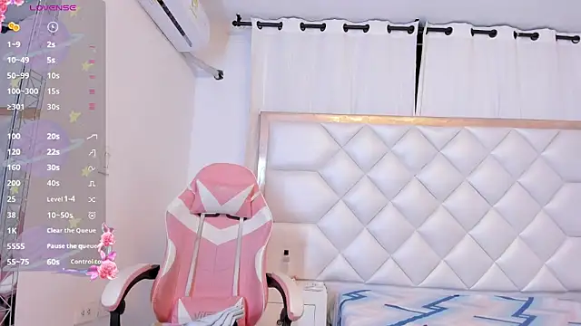 Snapshot of michelleblair1 chatting on February 28, 2026, 1:22 pm michelleblair1 online show from February 28, 2026, 1:22 pm