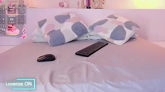 mia mendoza  online show from April 8, 2026, 11:22 am