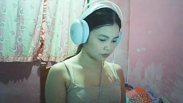 DessertFlower online show from May 9, 2026, 3:54 am