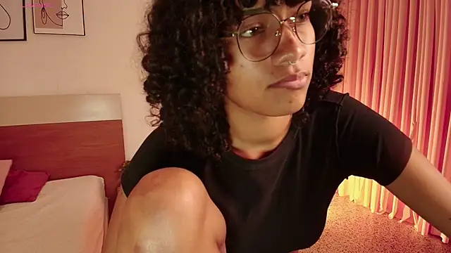Meganlux1 online show from June 14, 2026, 2:24 am