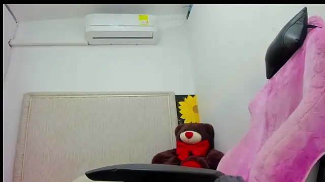 Bad bunnyy  online show from March 31, 2026, 5:15 pm