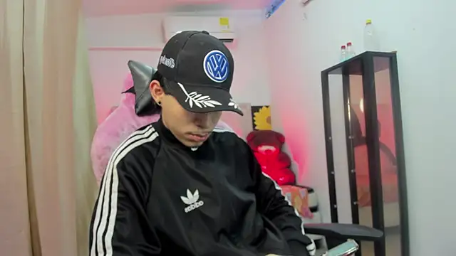 Bad bunnyy  online show from April 12, 2026, 12:19 pm