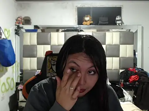 Snapshot of dulcecandy1919 chatting on February 21, 2026, 4:58 am dulcecandy1919 online show from February 21, 2026, 4:58 am