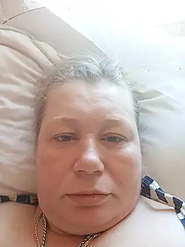 Snapshot of KiraStanton chatting on June 28, 2026, 6:09 am KiraStanton online show from June 28, 2026, 6:09 am