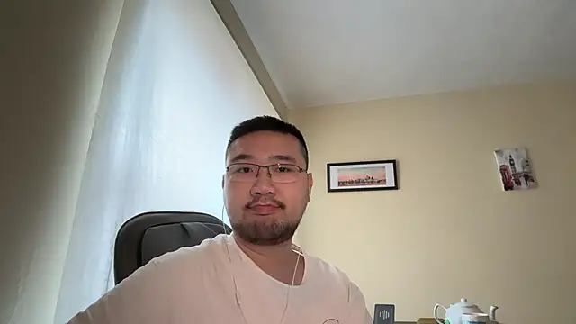 jasonryu2025 online show from March 24, 2026, 10:48 am