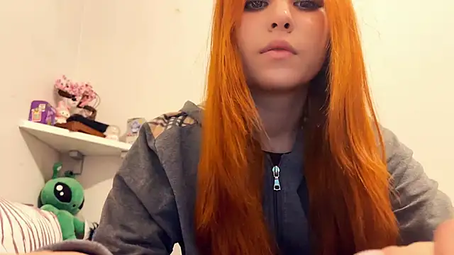 Snapshot of LolaBun chatting on March 2, 2026, 7:10 pm LolaBun online show from March 2, 2026, 7:10 pm