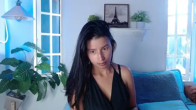 milk chloe  online show from March 4, 2026, 1:30 pm