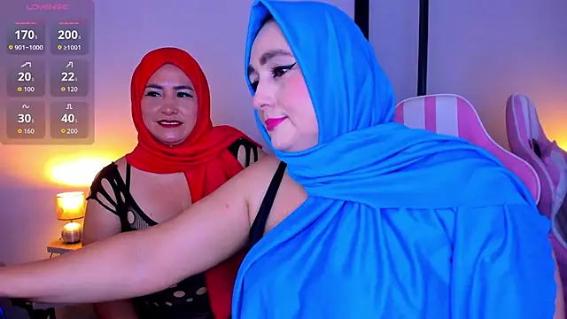 HijabiMilff online show from April 13, 2026, 2:54 pm