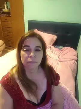 Snapshot of rubiii1972 chatting on March 1, 2026, 9:42 am rubiii1972 online show from March 1, 2026, 9:42 am