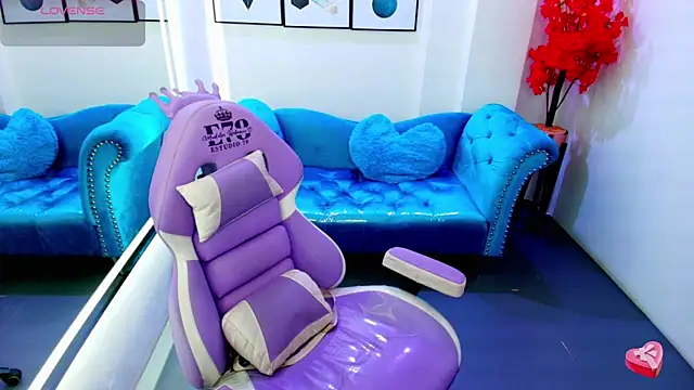 Snapshot of Chloe_meoww chatting on March 24, 2026, 7:47 pm Chloe meoww online show from March 24, 2026, 7:47 pm