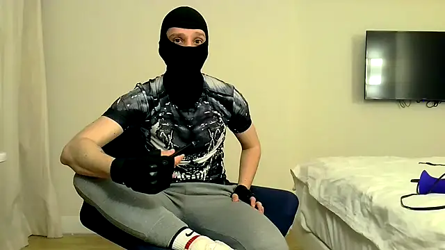 Snapshot of RyanRubber chatting on March 28, 2026, 7:26 pm RyanRubber online show from March 28, 2026, 7:26 pm