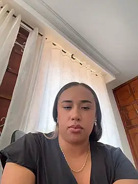 Snapshot of Eyssha chatting on March 2, 2026, 7:21 pm Eyssha online show from March 2, 2026, 7:21 pm