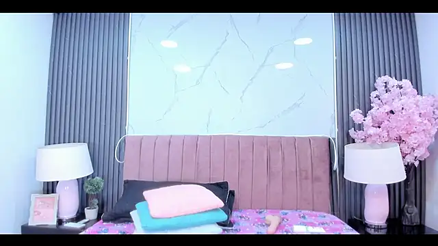 Rynnaa online show from April 16, 2026, 3:51 am