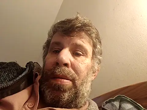 Snapshot of stud2512 chatting on February 22, 2026, 3:46 pm stud2512 online show from February 22, 2026, 3:46 pm