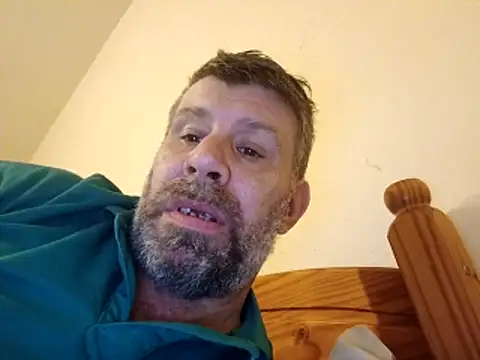 stud2512 online show from March 10, 2026, 10:14 pm