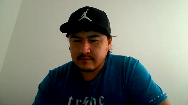 Snapshot of Bouncywarrior chatting on March 13, 2026, 4:56 pm Bouncywarrior online show from March 13, 2026, 4:56 pm