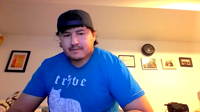 Snapshot of Bouncywarrior chatting on March 13, 2026, 3:11 am Bouncywarrior online show from March 13, 2026, 3:11 am