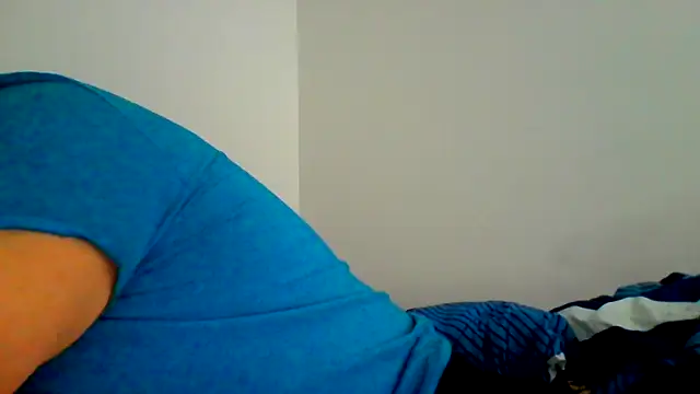 Snapshot of Bouncywarrior chatting on March 14, 2026, 5:57 am Bouncywarrior online show from March 14, 2026, 5:57 am