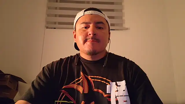 Snapshot of Bouncywarrior chatting on May 27, 2026, 1:48 am Bouncywarrior online show from May 27, 2026, 1:48 am
