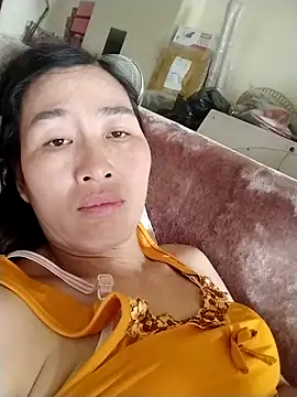 lris-Beauty77 online show from March 13, 2026, 7:13 am