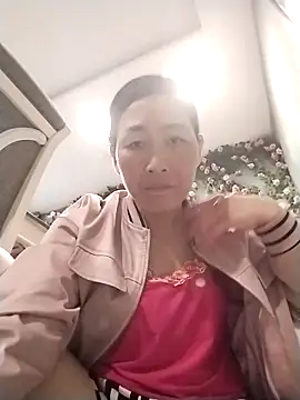 Snapshot of lris-Beauty77 chatting on February 26, 2026, 3:01 pm lris-Beauty77 online show from February 26, 2026, 3:01 pm