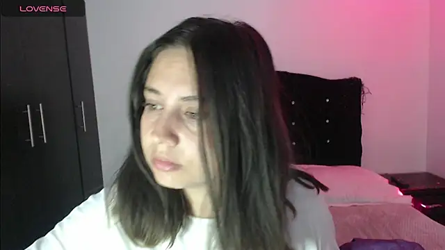 Ana  arms online show from March 26, 2026, 5:00 pm