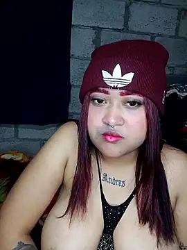 Snapshot of la_rojita chatting on March 12, 2026, 3:56 am la rojita online show from March 12, 2026, 3:56 am