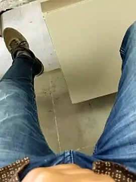 Snapshot of blackbeauty321 chatting on February 21, 2026, 4:58 am blackbeauty321 online show from February 21, 2026, 4:58 am