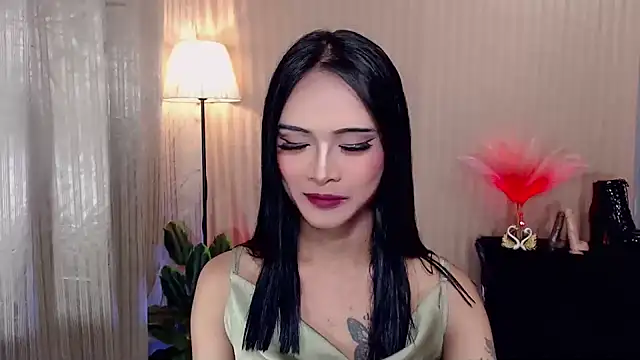 Snapshot of AevaMARIE_HILTON chatting on July 14, 2026, 3:29 pm AevaMARIE HILTON online show from July 14, 2026, 3:29 pm