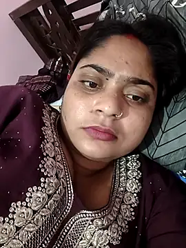 Snapshot of Aanushaka chatting on May 22, 2026, 2:37 pm Aanushaka online show from May 22, 2026, 2:37 pm