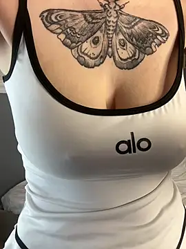 Wendy Berret online show from April 5, 2026, 1:12 am