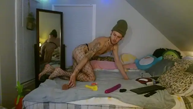 Snapshot of SPICY_KITTY69 chatting on March 3, 2026, 1:01 am SPICY KITTY69 online show from March 3, 2026, 1:01 am