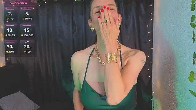 LeanaMaturee online show from March 5, 2026, 12:13 pm