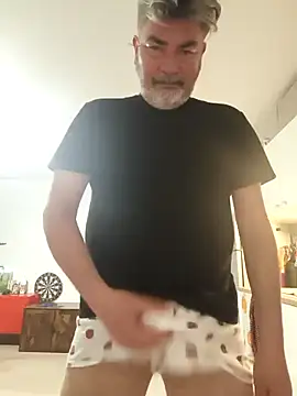 eruzam59000 online show from April 8, 2026, 6:53 pm