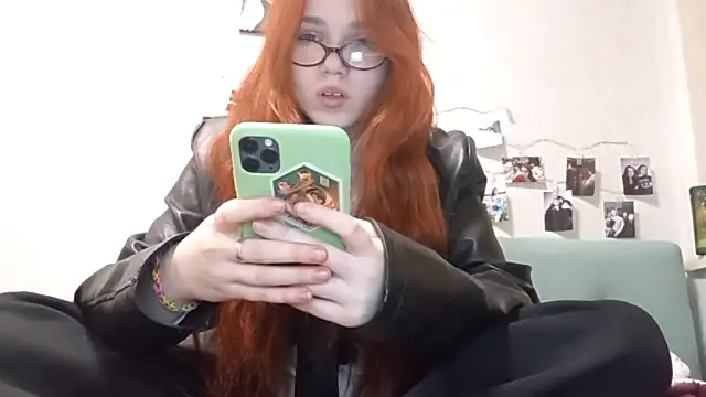 Snapshot of DizzyRina chatting on February 24, 2026, 3:24 pm DizzyRina online show from February 24, 2026, 3:24 pm