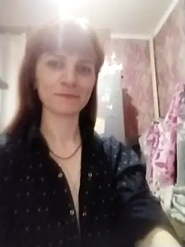 YaroslavaLester online show from April 6, 2026, 8:10 pm