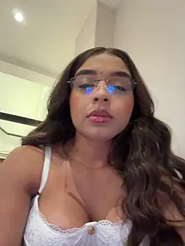 Snapshot of AnnyVega__ chatting on July 17, 2026, 4:59 pm AnnyVega online show from July 17, 2026, 4:59 pm