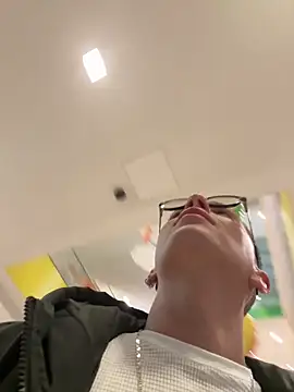 Thiago Jones1 online show from March 15, 2026, 3:13 am