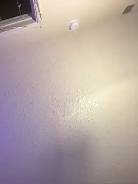 wavywavy12 online show from April 9, 2026, 1:29 am