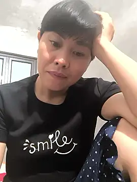 Snapshot of juicy-milu chatting on June 12, 2026, 1:53 pm juicy-milu online show from June 12, 2026, 1:53 pm