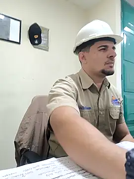 Snapshot of Jaramill07 chatting on February 25, 2026, 11:54 am Jaramill07 online show from February 25, 2026, 11:54 am