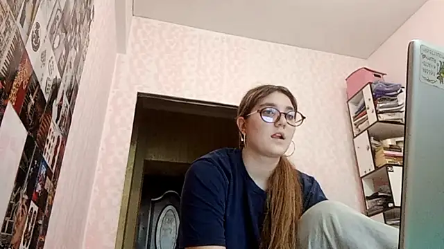 JanineThielman online show from July 3, 2026, 6:09 am